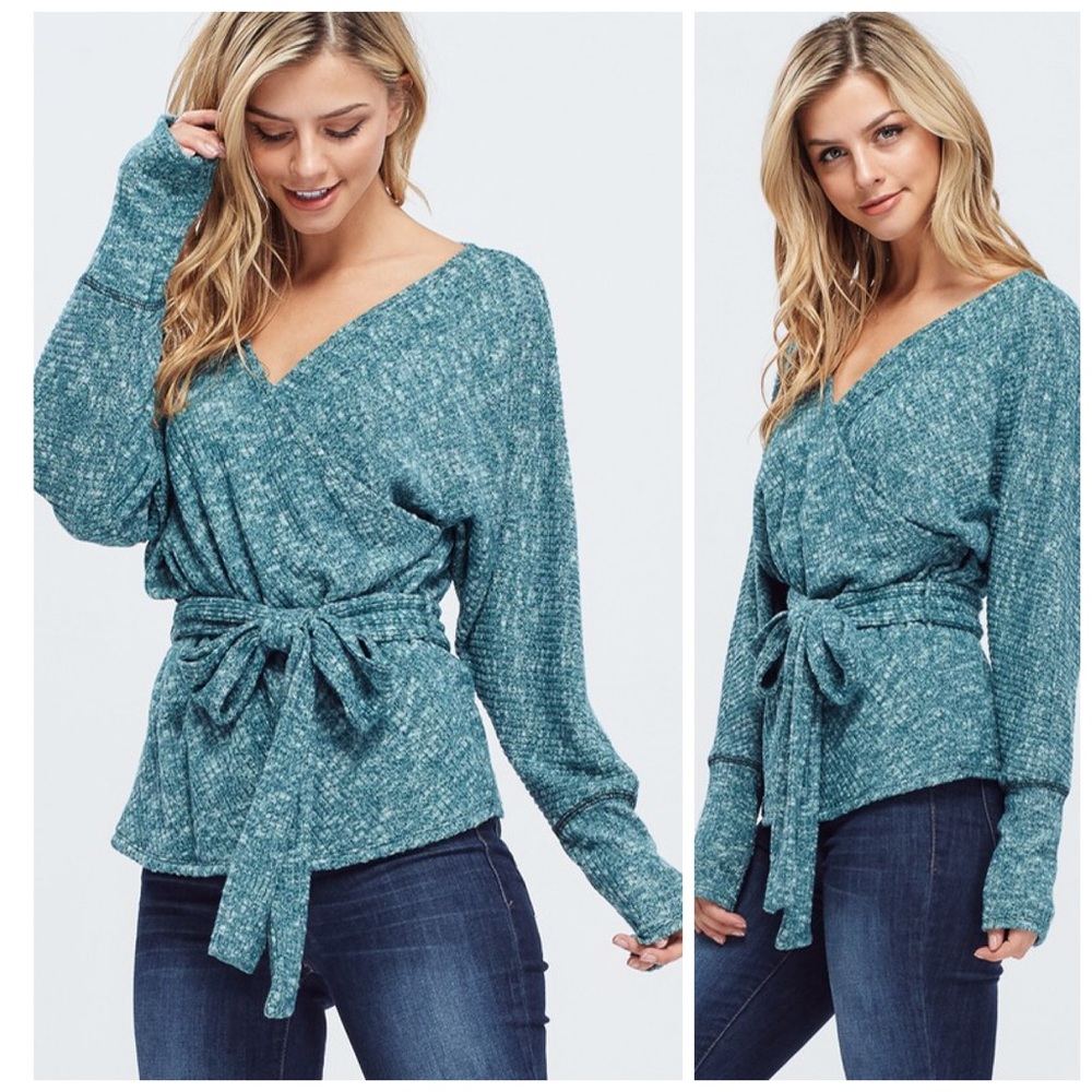 🛍LAST 1! Dolman Front Tie Soft Sweater Top - Picture 5 of 6
